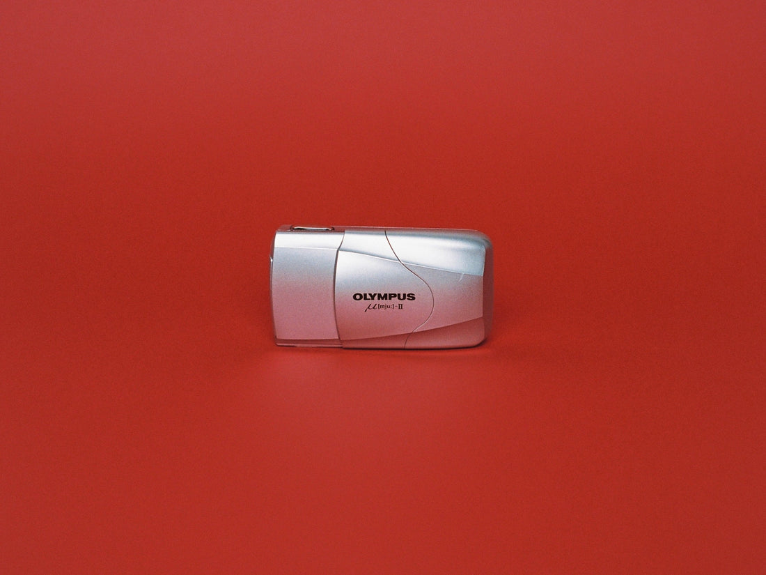 Why the Olympus MJU II is still one of the best 35mm cameras for beginners (2026)